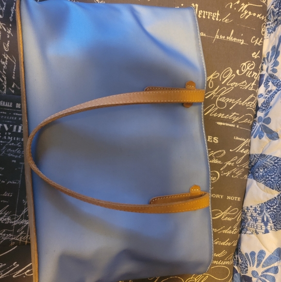 Consuela Handbags - Cute consuela purse.  Was my daughters.   Hardly used at all.